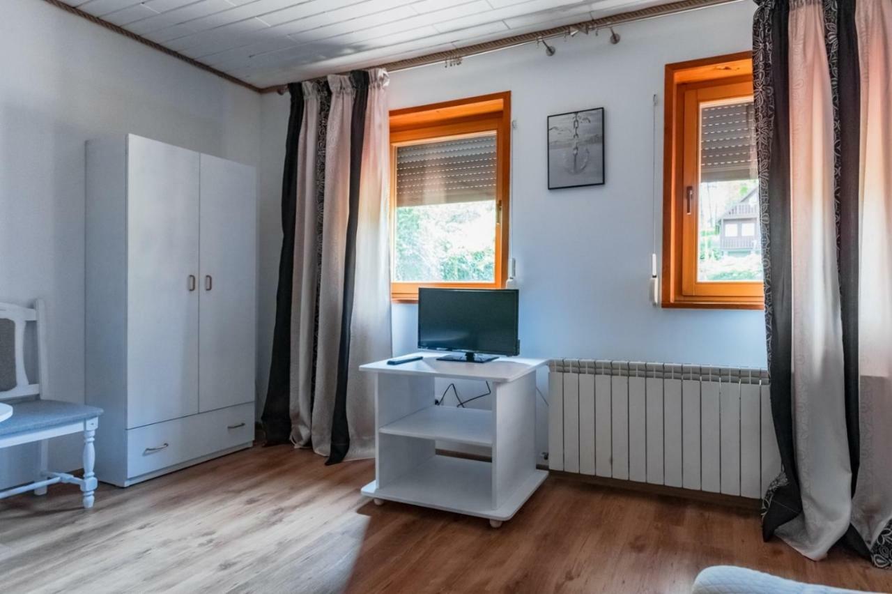 Cicha Zatoka Apartment Mikołajki Екстериор снимка